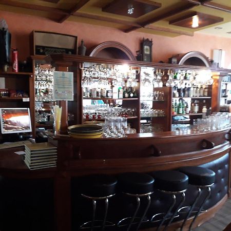 Westmotelrestaurant Padurea Urziceni Exterior foto